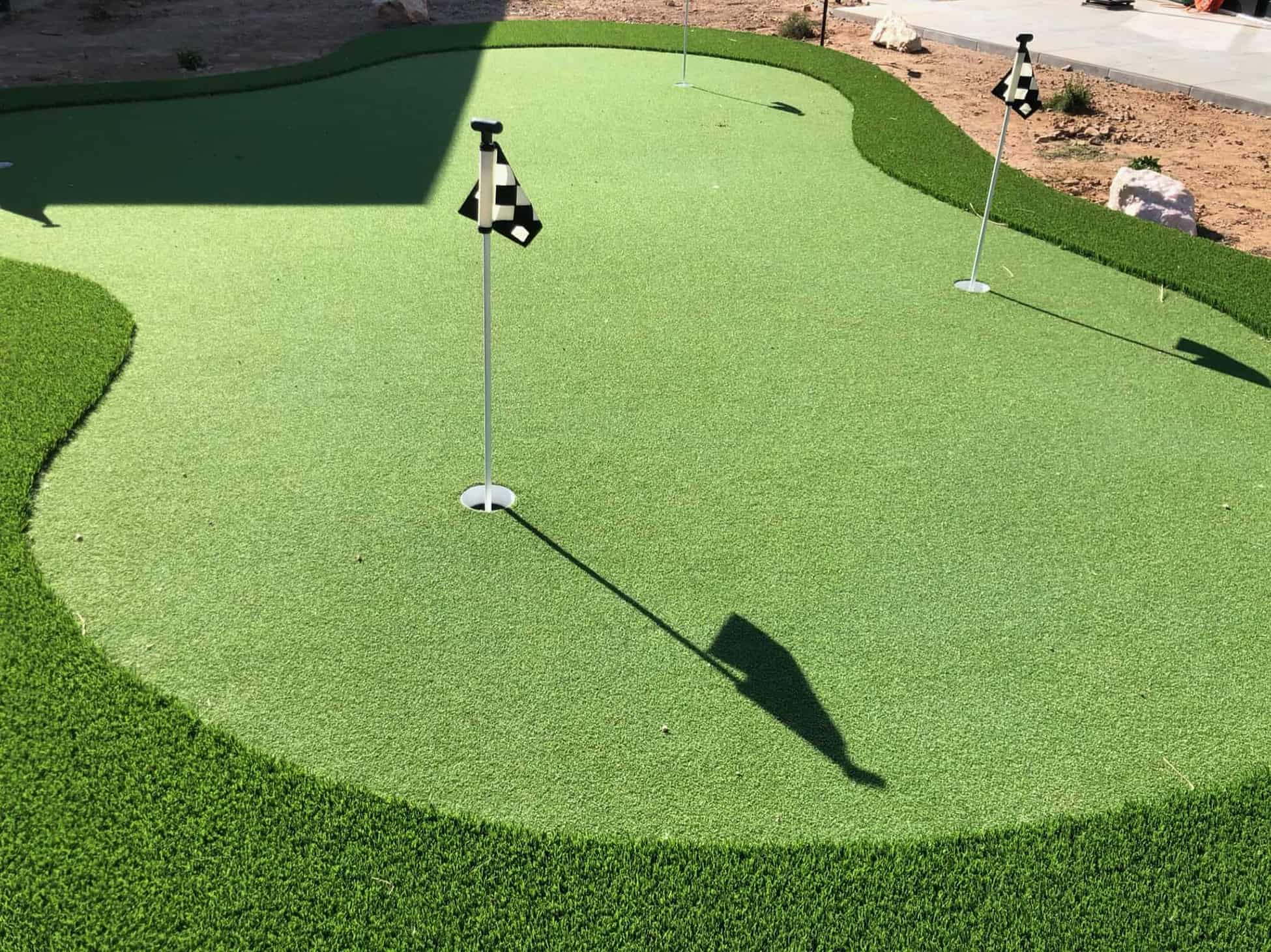 Luxury backyard putting green in Dallas